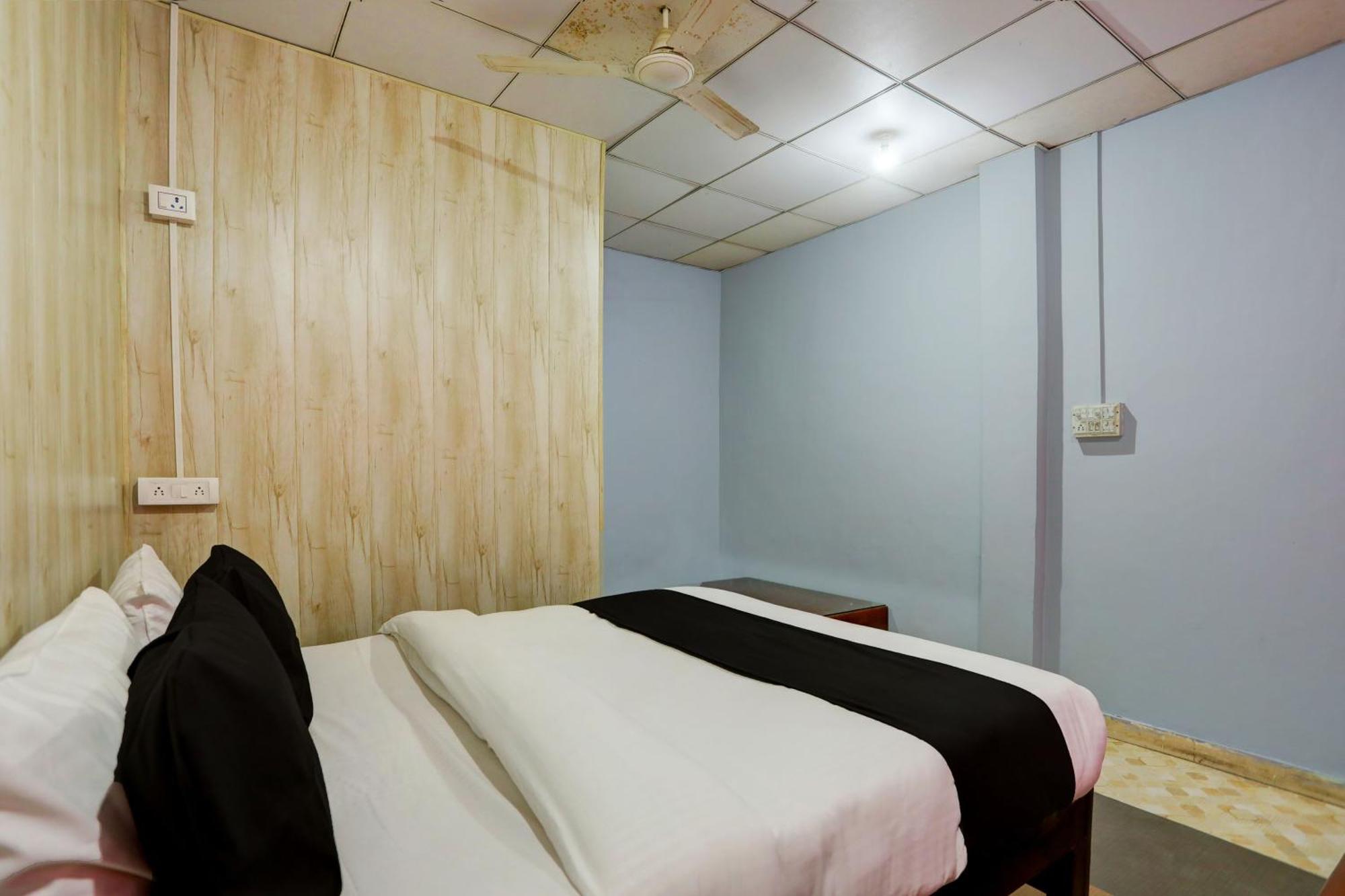 Collection O Harsh Hotel & Restaurant Bhiwadi Екстер'єр фото